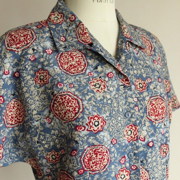 Vintage 1990s 2000s Silk Blouse, First Edition by Liz Claiborne Blue Red and Tan - Picture 6 of 10